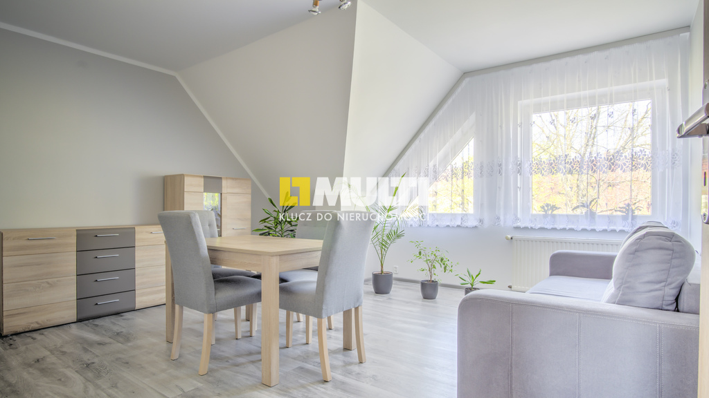 ul. Bankowa, dwa poziomy, 4 pokoje! (7)