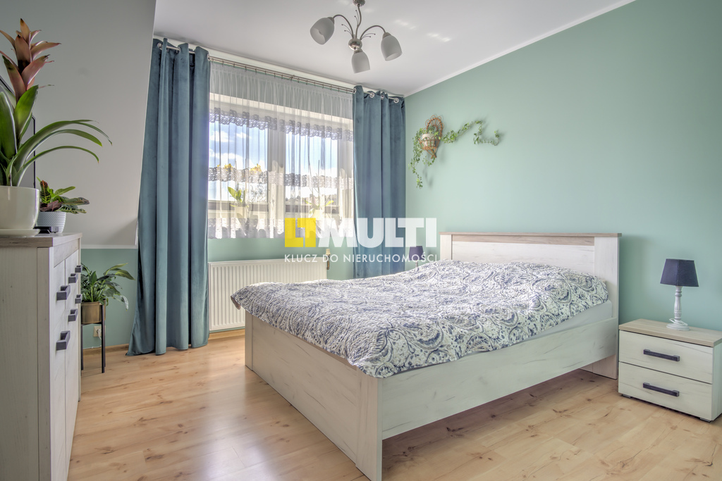 ul. Bankowa, dwa poziomy, 4 pokoje! (4)