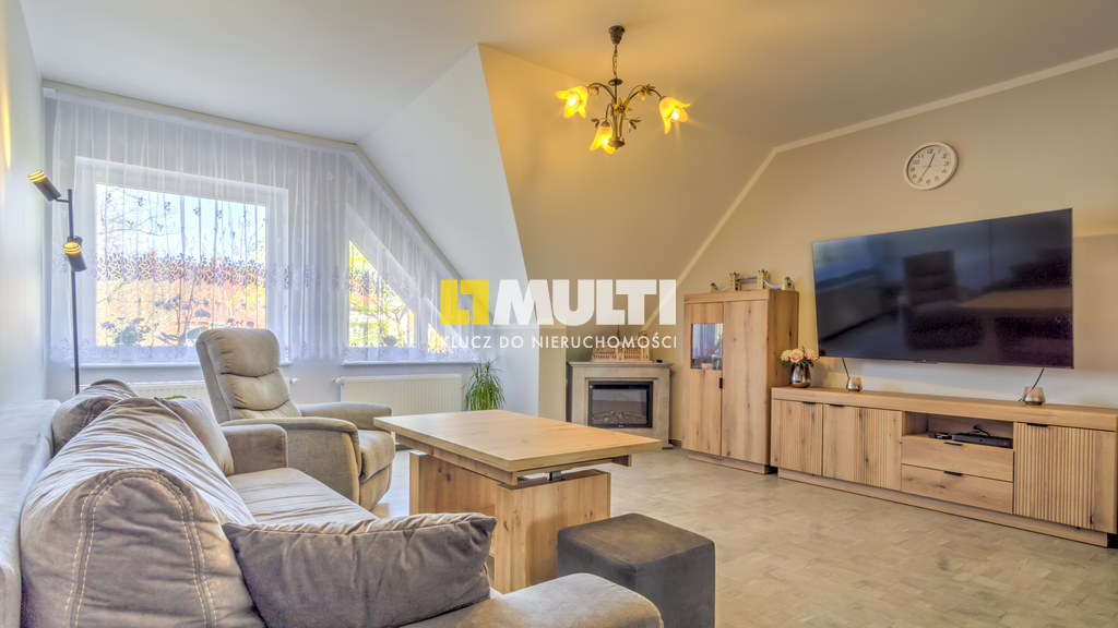 ul. Bankowa, dwa poziomy, 4 pokoje! (1)