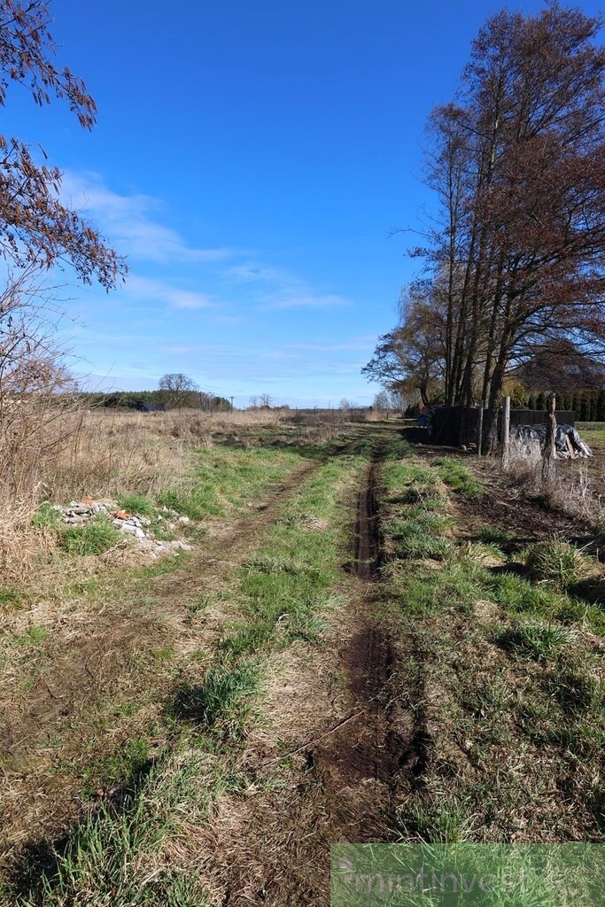 Atrakcyjna działka inwestycyjna pod zabudowę (6)
