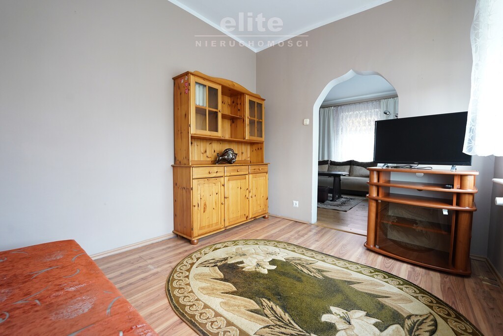 Pyrzyce, dom z piwnicą i garażem działka 458 m2 (7)