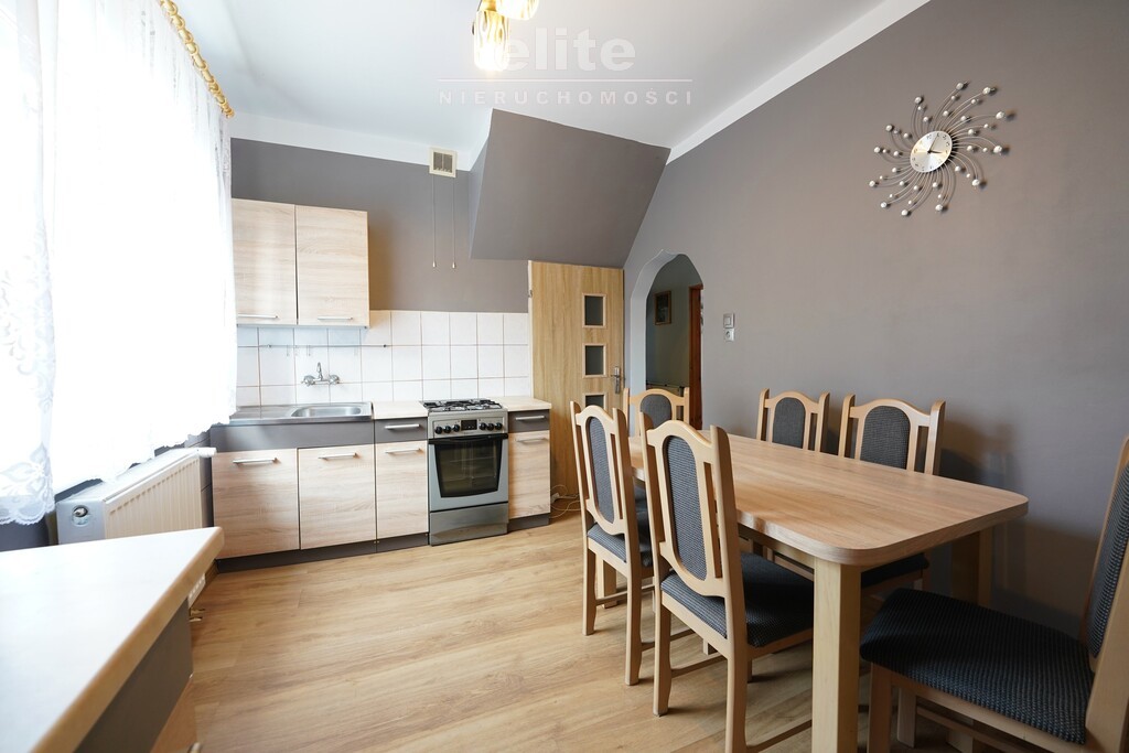 Pyrzyce, dom z piwnicą i garażem działka 458 m2 (9)