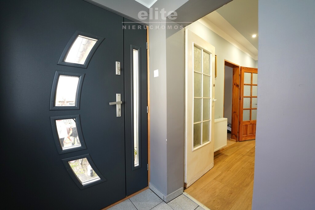 Pyrzyce, dom z piwnicą i garażem działka 458 m2 (12)