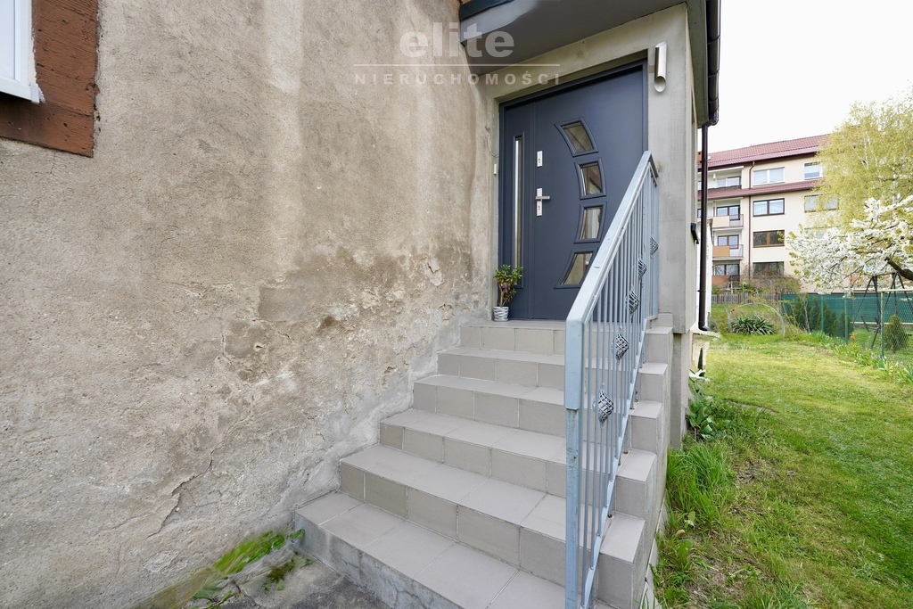 Pyrzyce, dom z piwnicą i garażem działka 458 m2 (15)