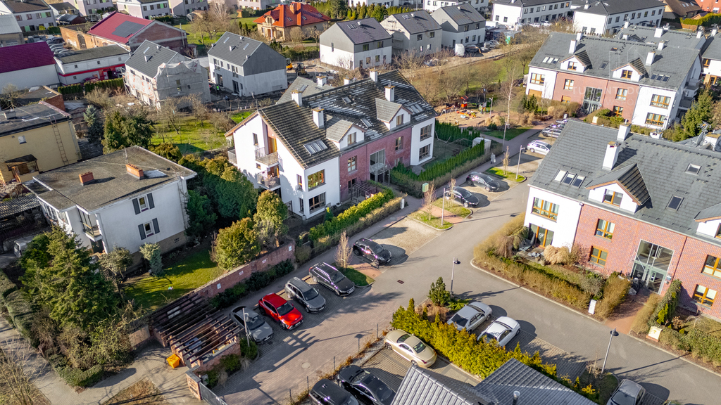 Słoneczne mieszkanie na kameralnym zamkniętym os. (19)