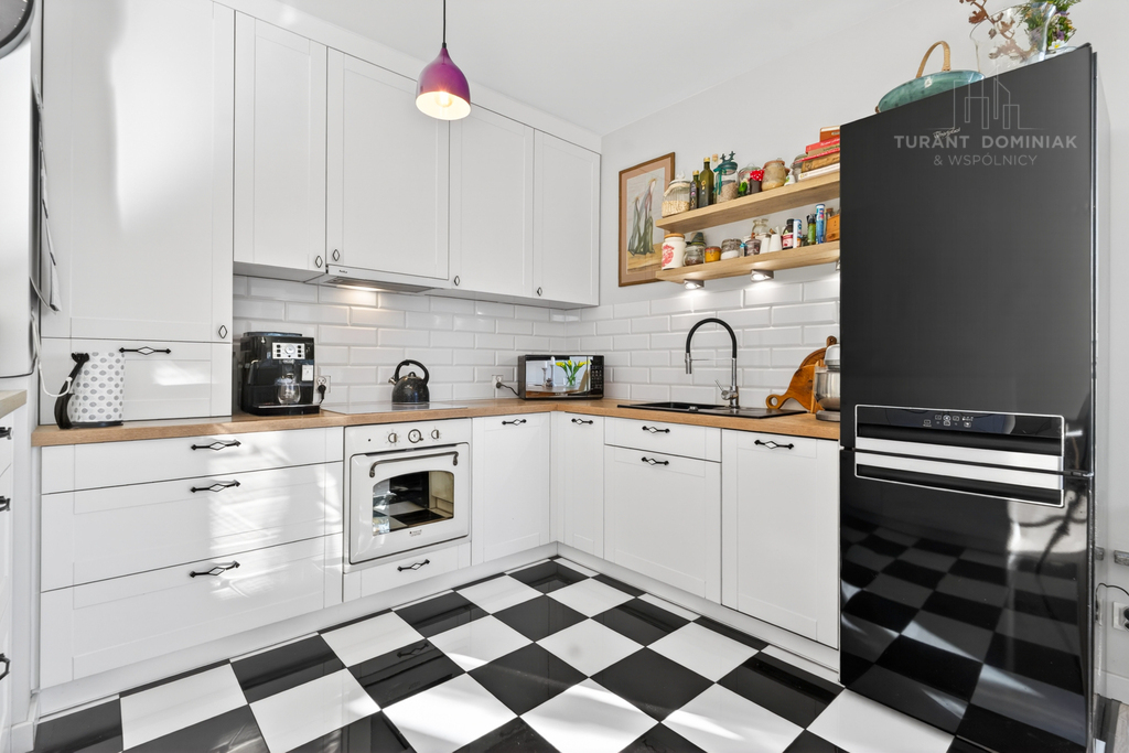 Słoneczne mieszkanie na kameralnym zamkniętym os. (8)