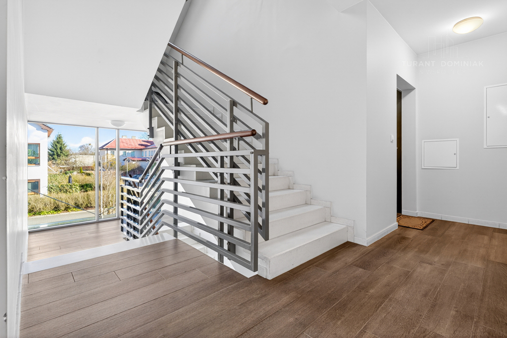 Słoneczne mieszkanie na kameralnym zamkniętym os. (17)