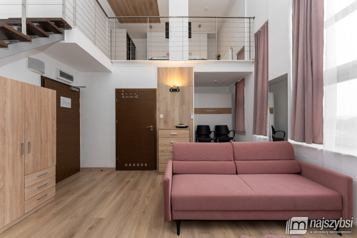 KOŁOBRZEG -  Z ANTRESOLĄ - 200M OD MORZA (1)