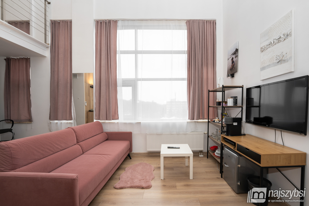 KOŁOBRZEG -  Z ANTRESOLĄ - 200M OD MORZA (2)