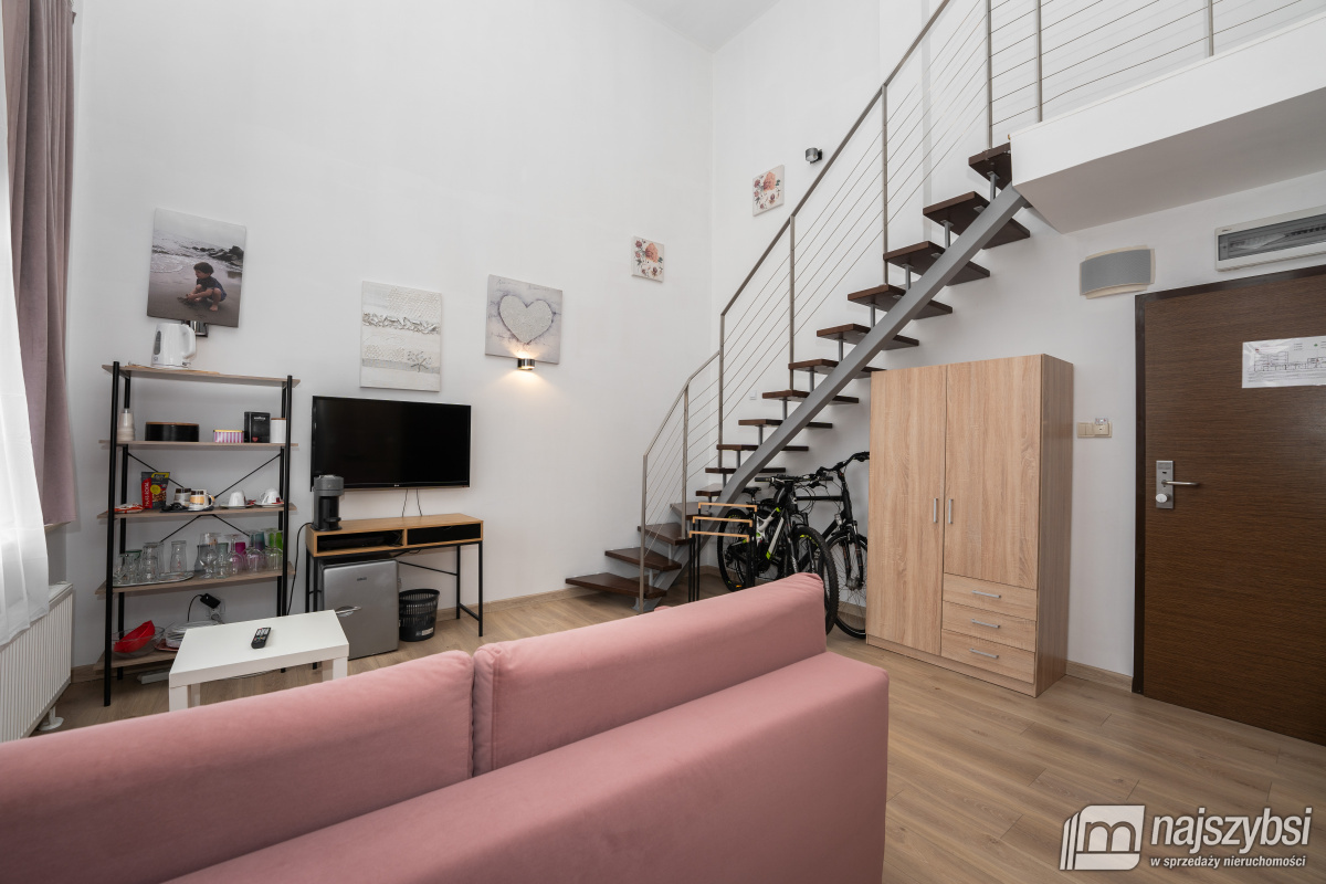 KOŁOBRZEG -  Z ANTRESOLĄ - 200M OD MORZA (4)