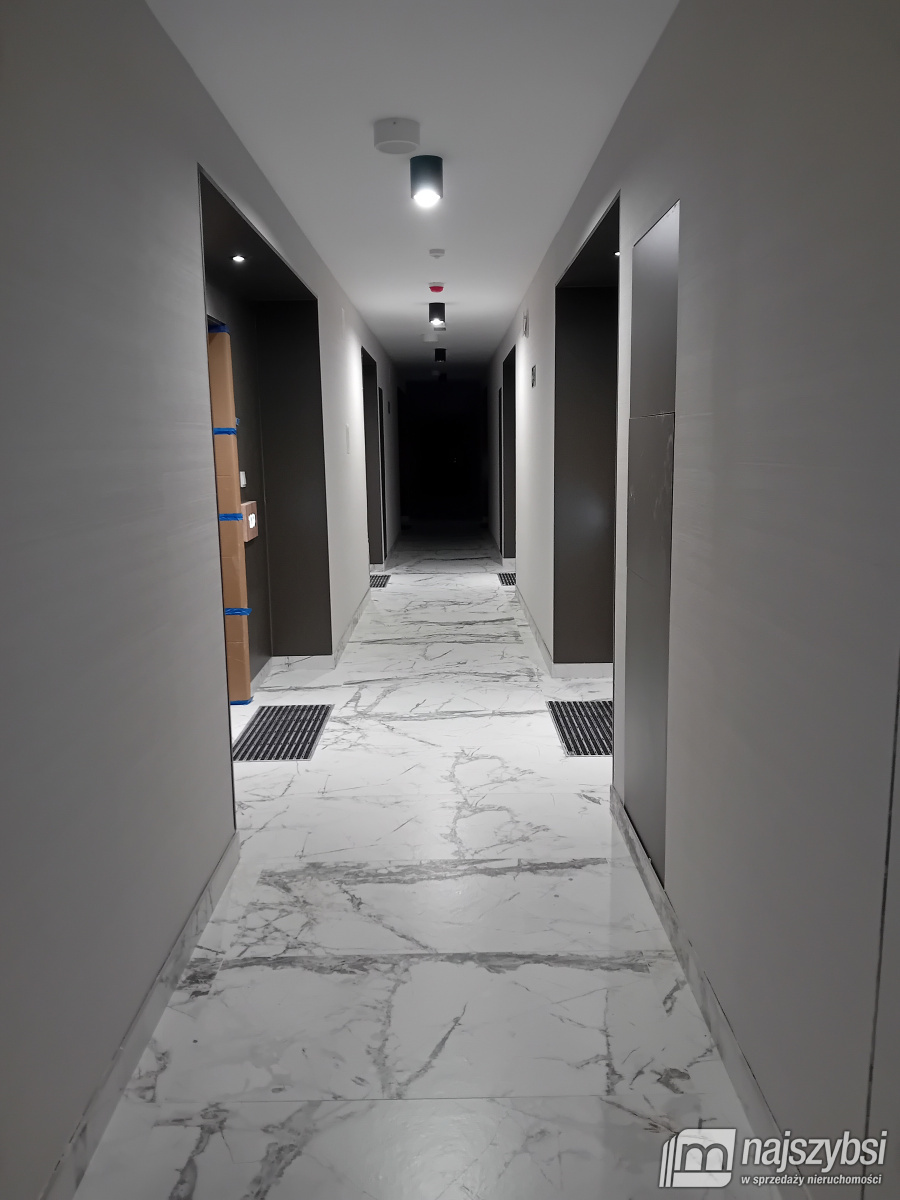 KOŁOBRZEG - 300m OD MORZA ! (18)