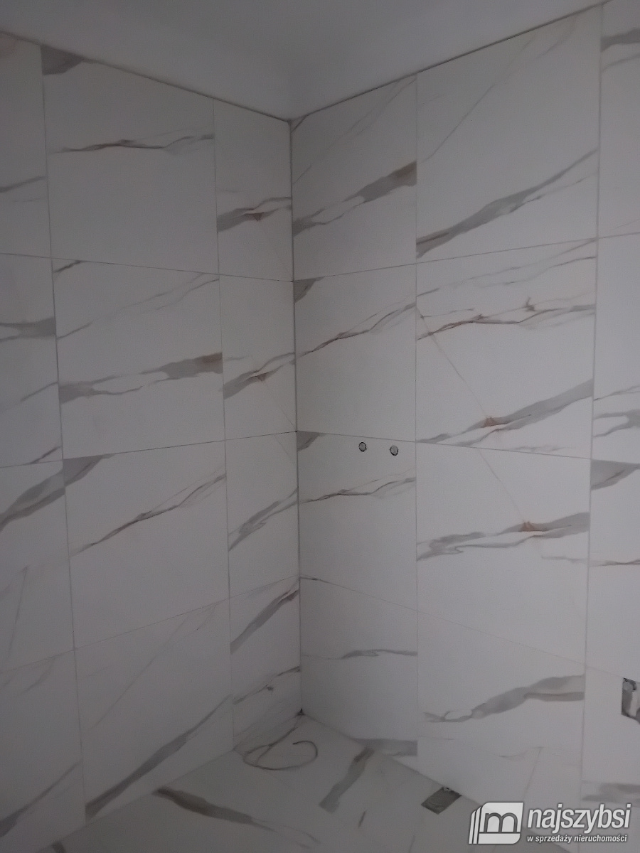 KOŁOBRZEG - 300m OD MORZA ! (9)