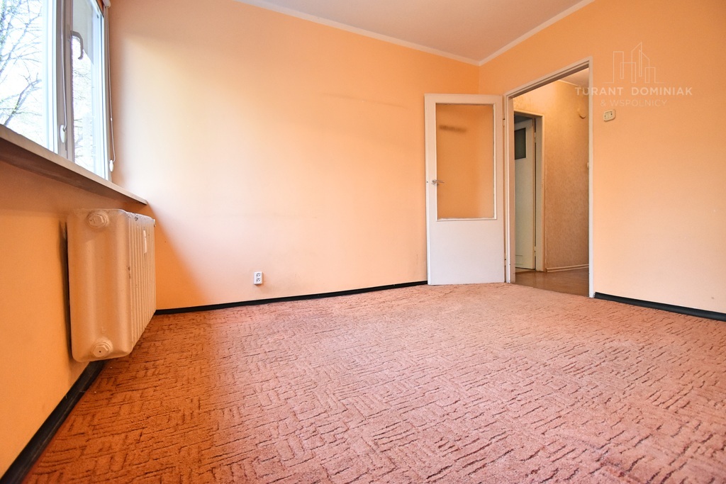 Rozkładowe, dwustronne na wysokim parterze (8)