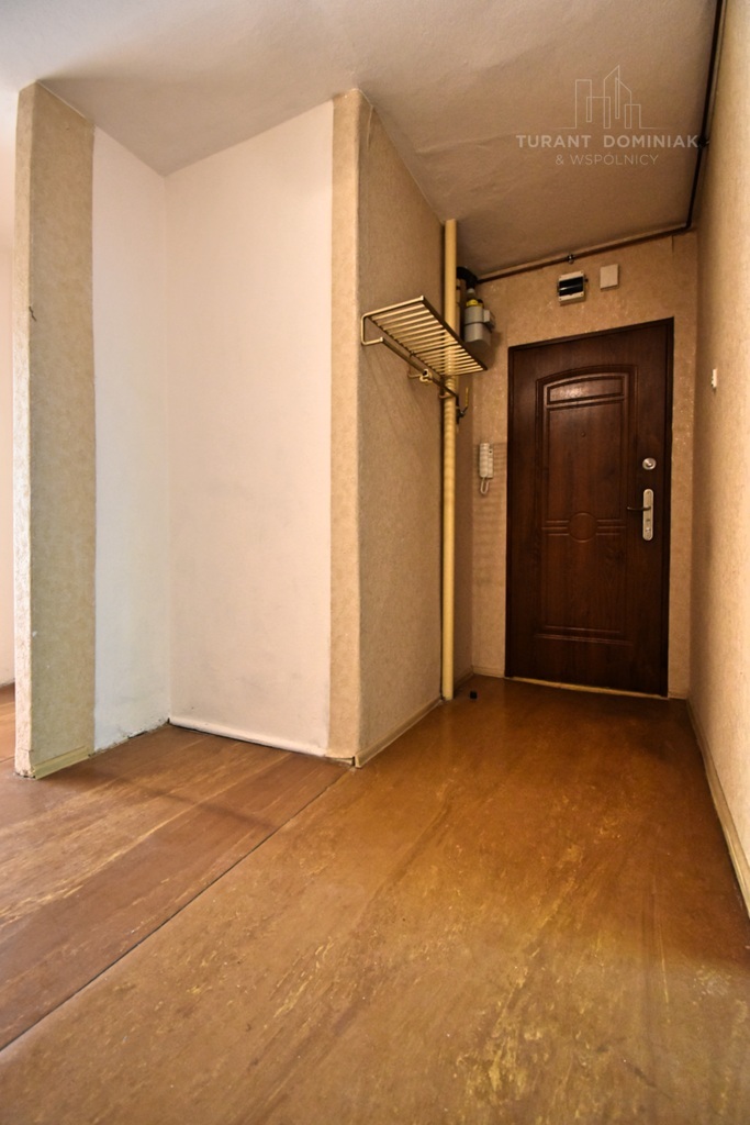 Rozkładowe, dwustronne na wysokim parterze (11)