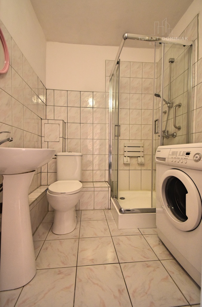 Rozkładowe, dwustronne na wysokim parterze (10)