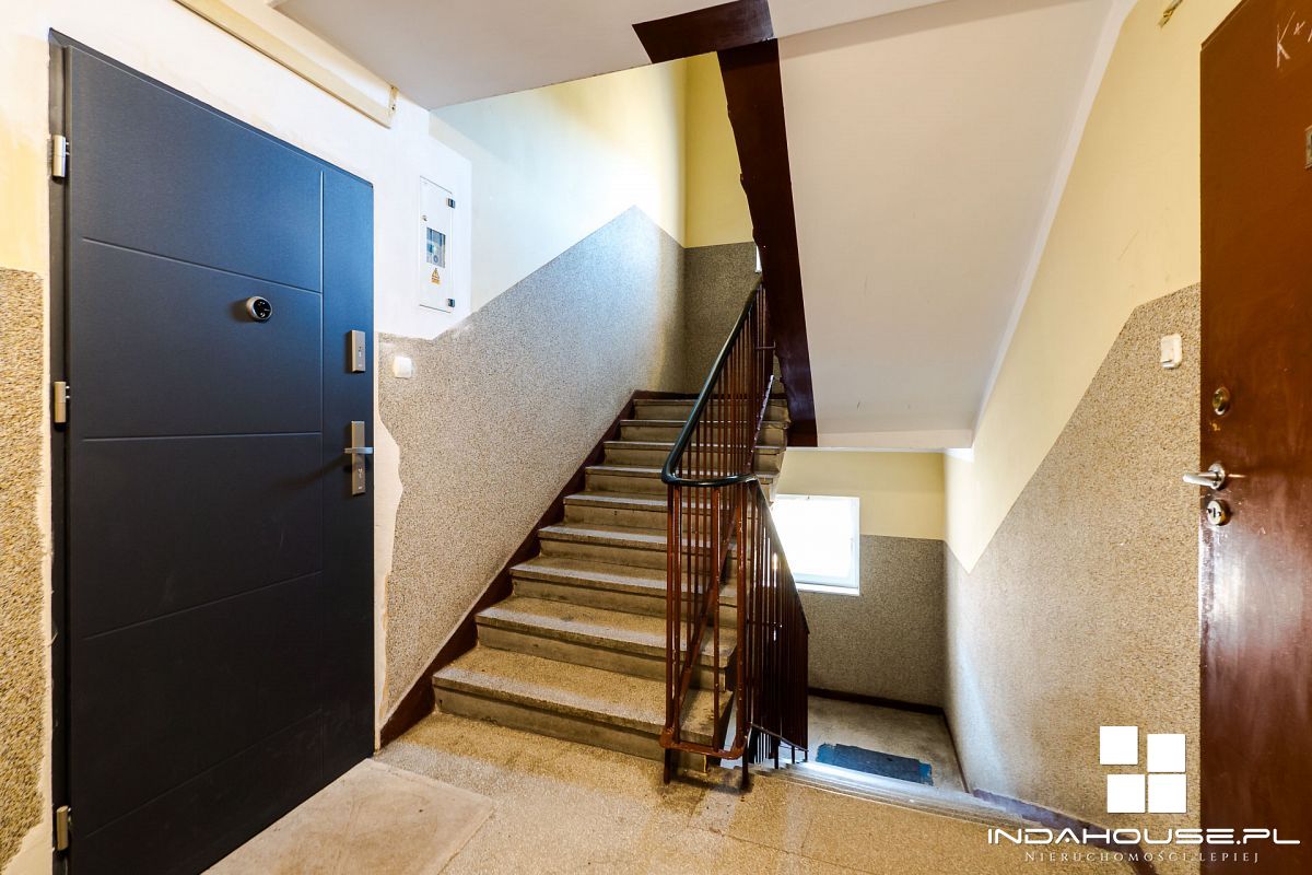 2 pokojowe mieszkanie do własnej aranżacji (13)