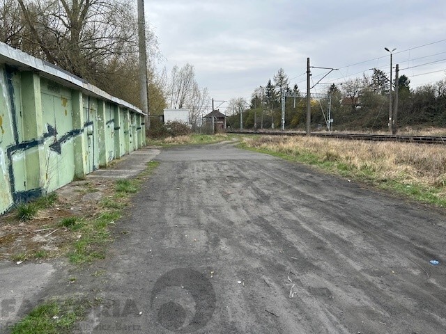 Pomorzany murowany garaż 20 m2 za 35 tys. (3)