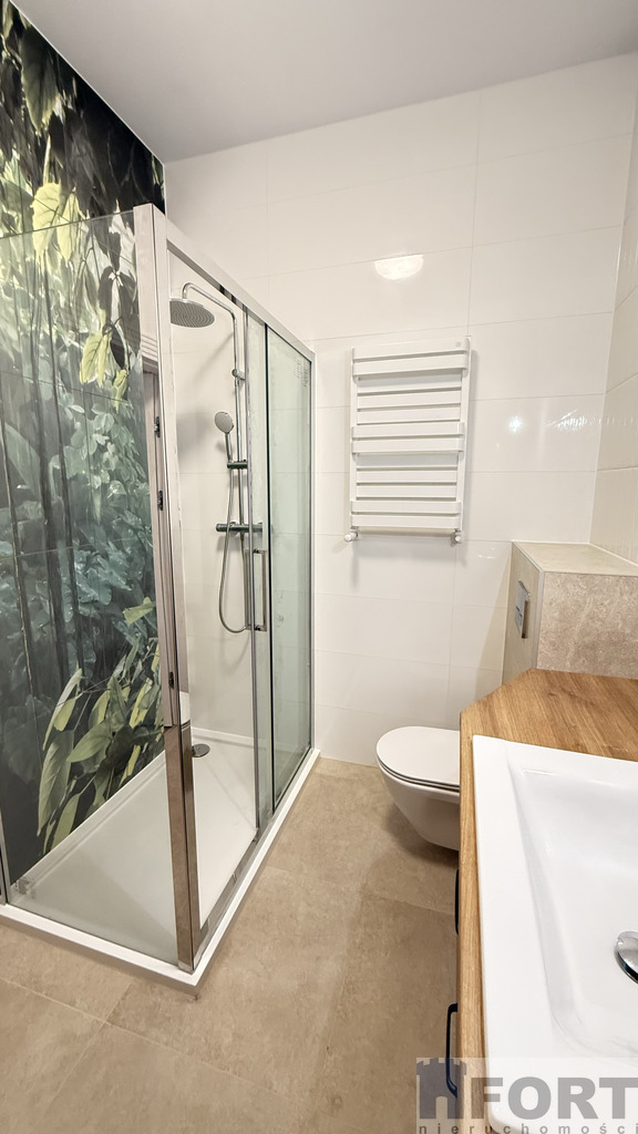 Mieszkanie 3 pokojowe w centrum, 1 piętro (4)