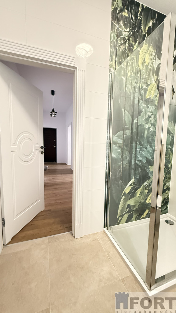 Mieszkanie 3 pokojowe w centrum, 1 piętro (7)