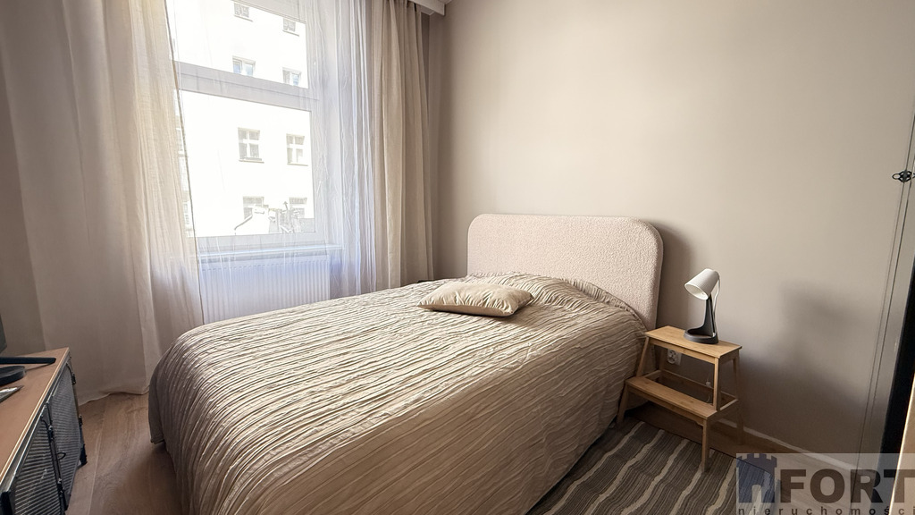 Mieszkanie 3 pokojowe w centrum, 1 piętro (9)