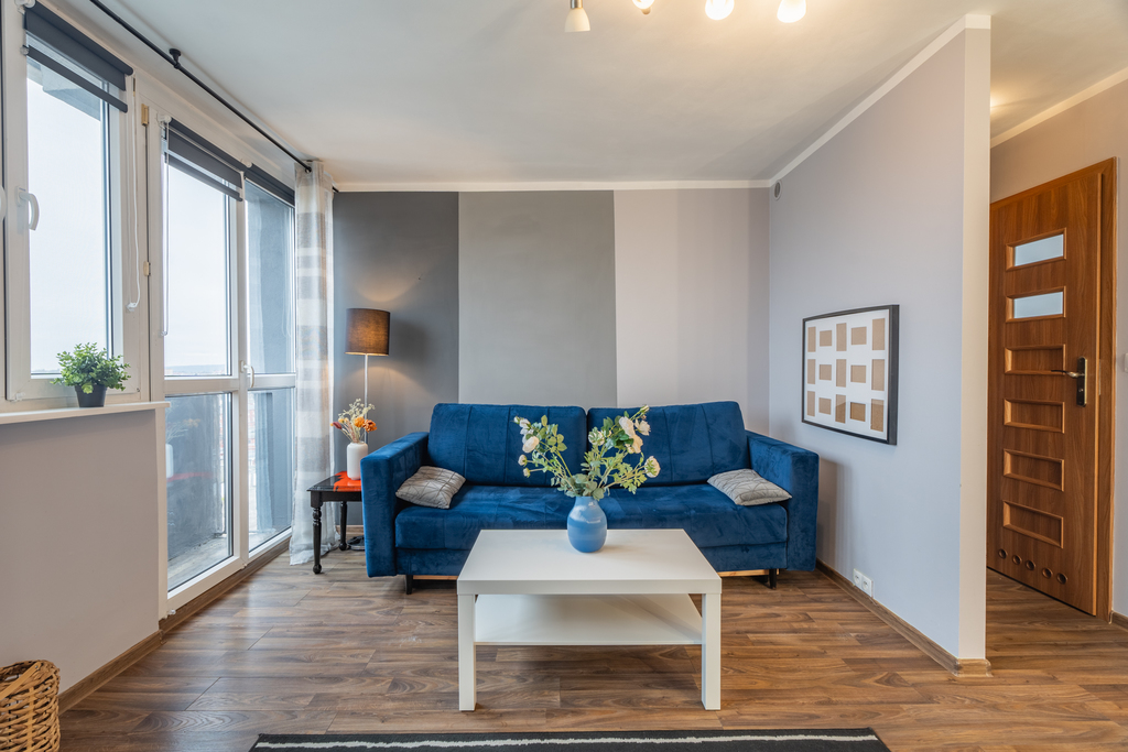 Kawalerka z pięknym widokiem blisko Centrum. (2)