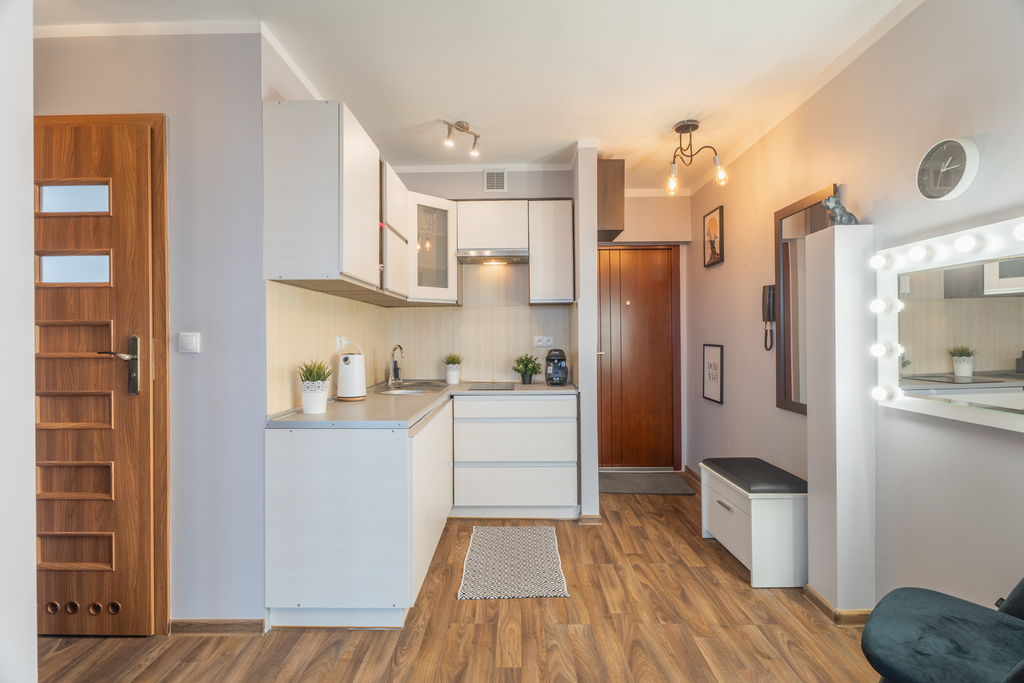 Kawalerka z pięknym widokiem blisko Centrum. (7)