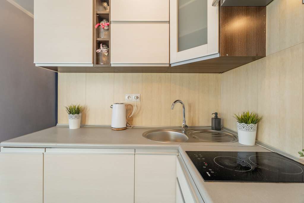 Kawalerka z pięknym widokiem blisko Centrum. (10)