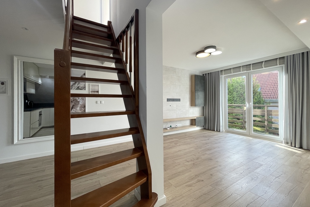 Mieszkanie dwupoziomowe w Zieleniewie (10)