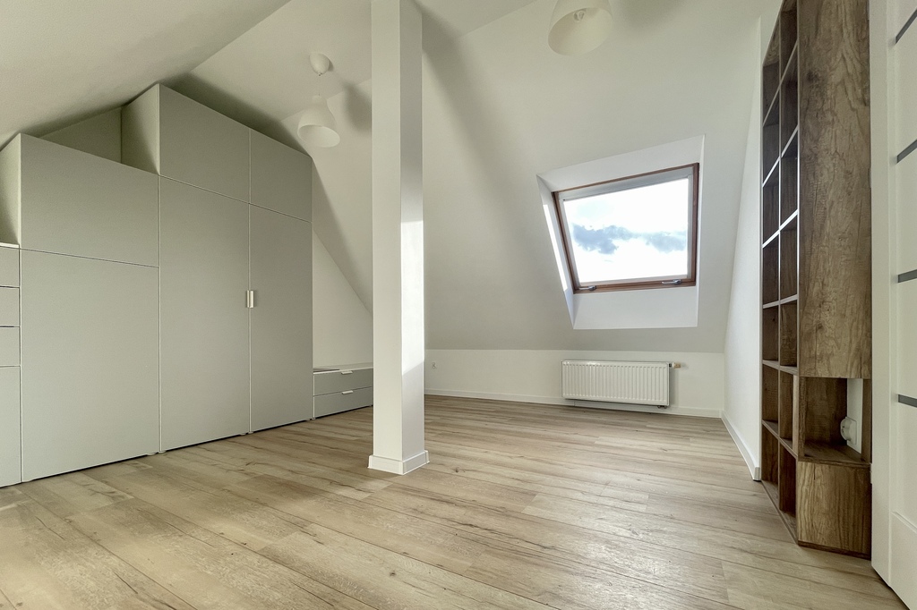 Mieszkanie dwupoziomowe w Zieleniewie (13)