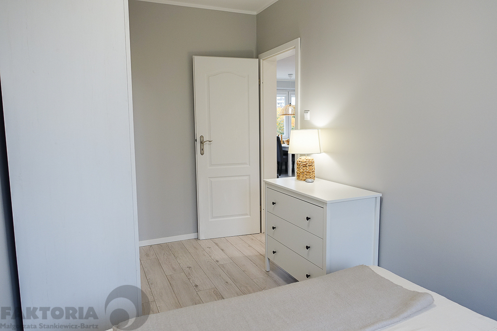 Os. Słoneczne 4 pokoje, I p./IVp. balkon (12)