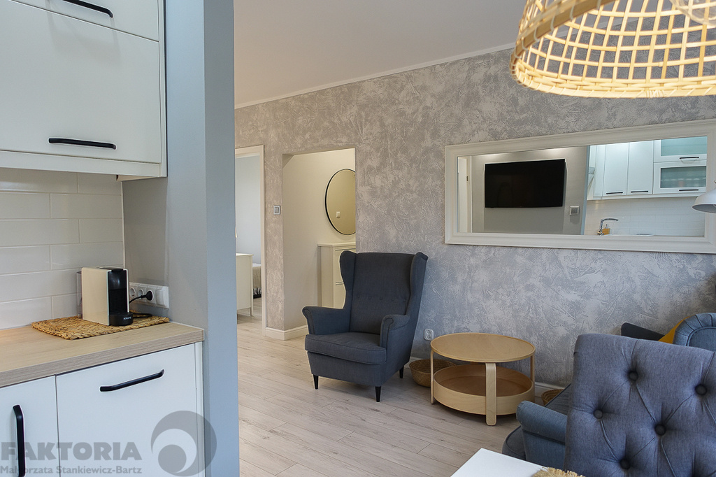 Os. Słoneczne 4 pokoje, I p./IVp. balkon (18)