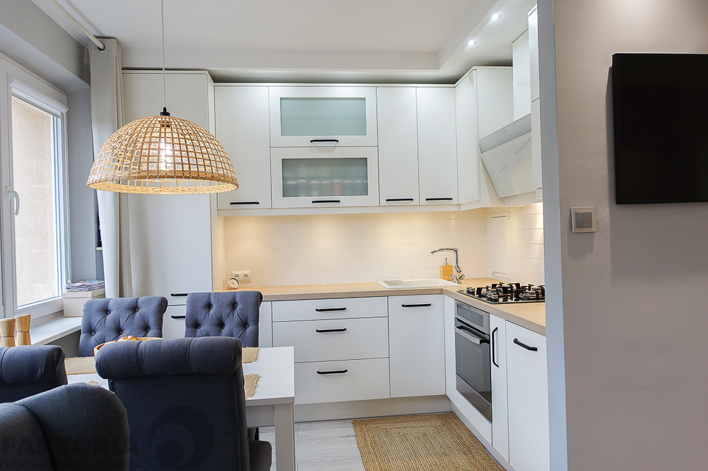 Os. Słoneczne 4 pokoje, I p./IVp. balkon (23)