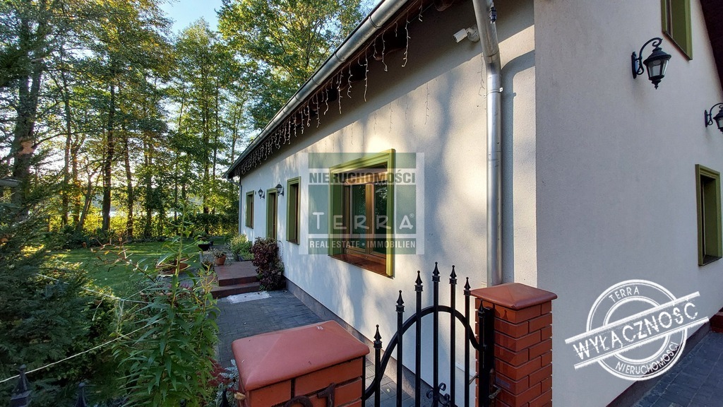 DOM NAD SAMYM JEZIOREM !!! (4)