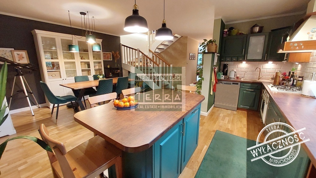 DOM NAD SAMYM JEZIOREM !!! (11)