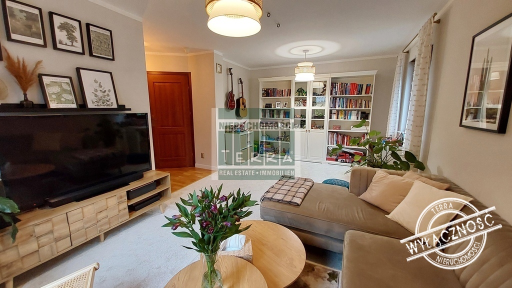 DOM NAD SAMYM JEZIOREM !!! (13)