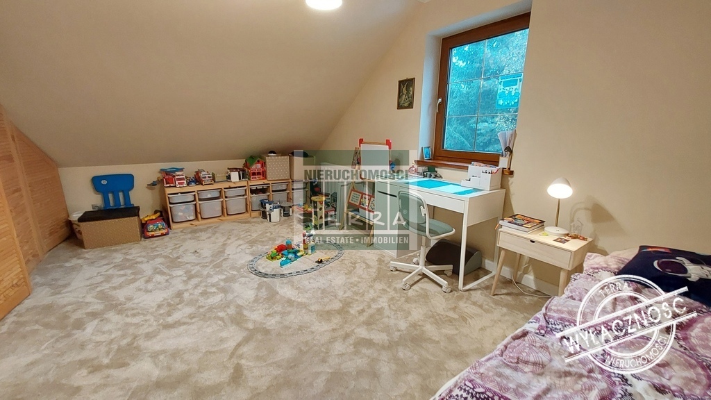 DOM NAD SAMYM JEZIOREM !!! (19)