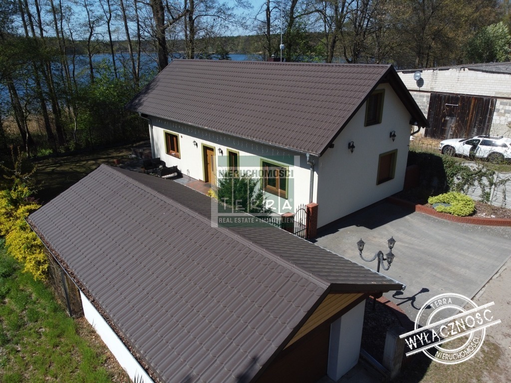 DOM NAD SAMYM JEZIOREM !!! (1)