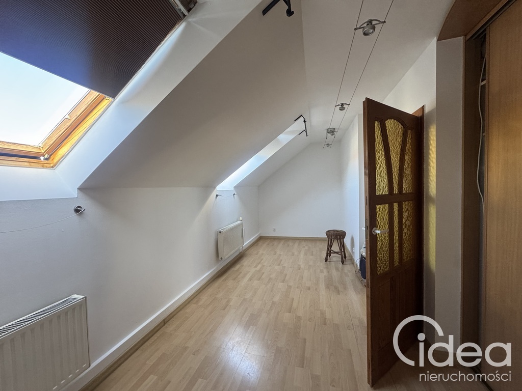 Mieszkanie dwupoziomowe, 64m2, 3 pokoje, Centrum (11)