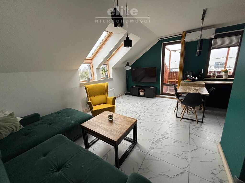 2 POZIOMY 4 POK. BALKON KOMÓRKA LOK. (2)