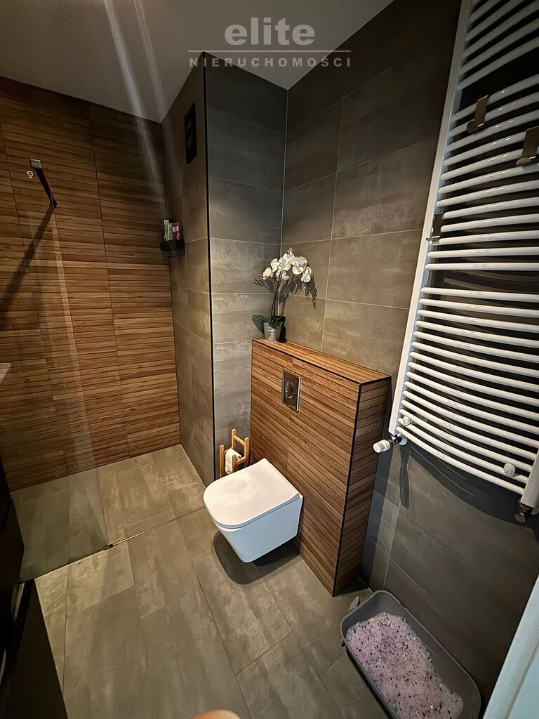 2 POZIOMY 4 POK. BALKON KOMÓRKA LOK. (4)