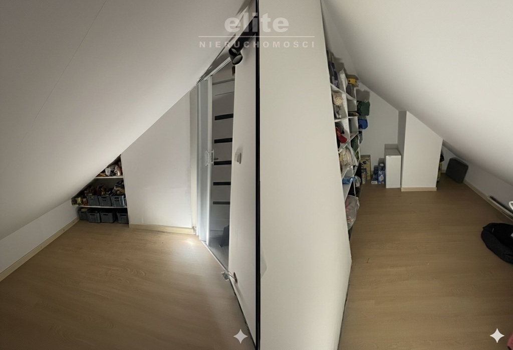 2 POZIOMY 4 POK. BALKON KOMÓRKA LOK. (11)