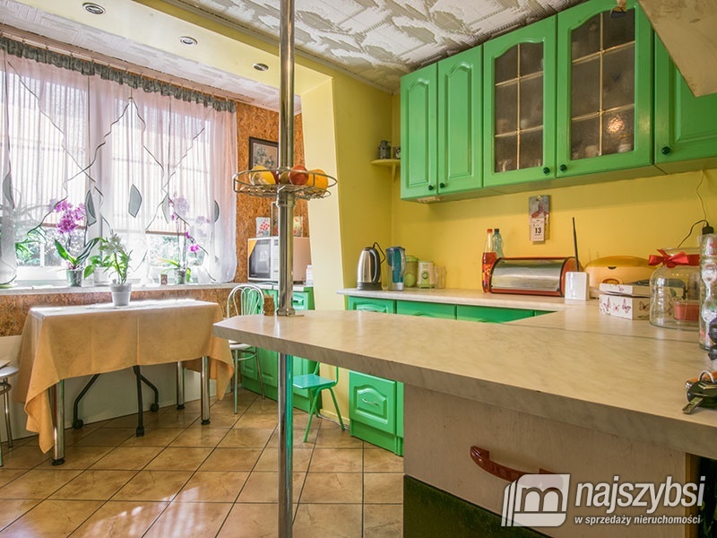 Dom na działce z sadem tylko 3km od morza. (10)