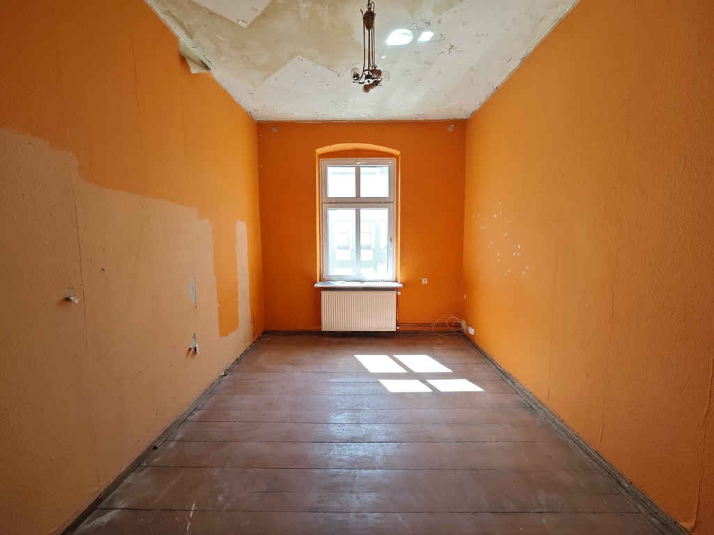 Emilii Plater, 40m2, 2 pokoje do remontu, 275tys. (3)