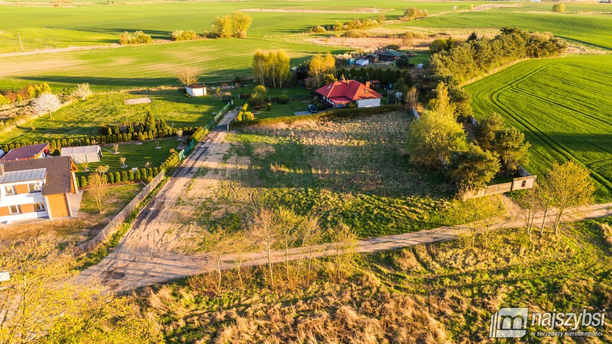 CZARNOWO - DUŻA DZIAŁKA BUDOWLANA NAD JEZIOREM (7)