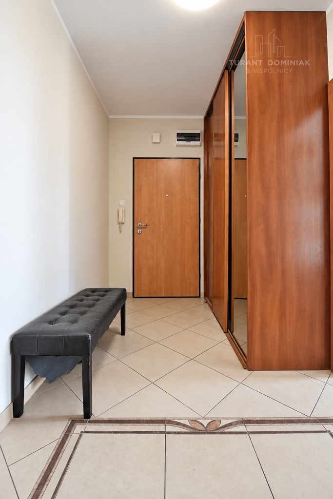 Umeblowany apartament z dużym balkonem (13)