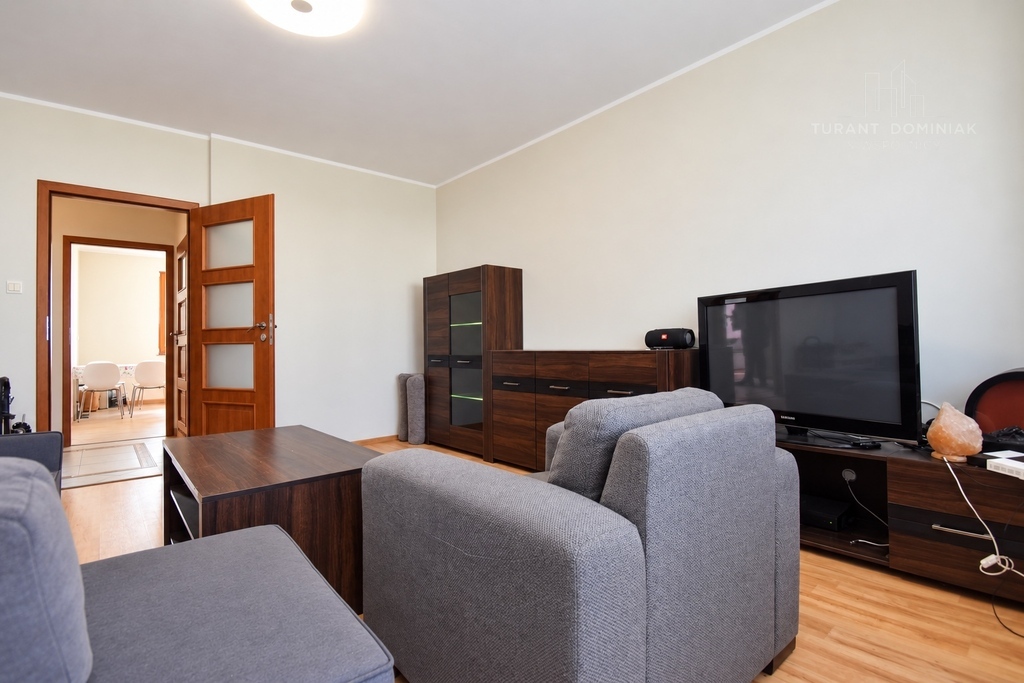Umeblowany apartament z dużym balkonem (10)