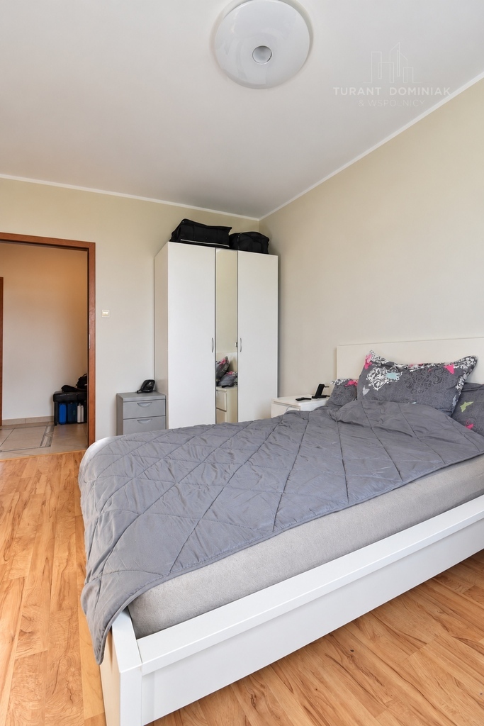 Umeblowany apartament z dużym balkonem (12)