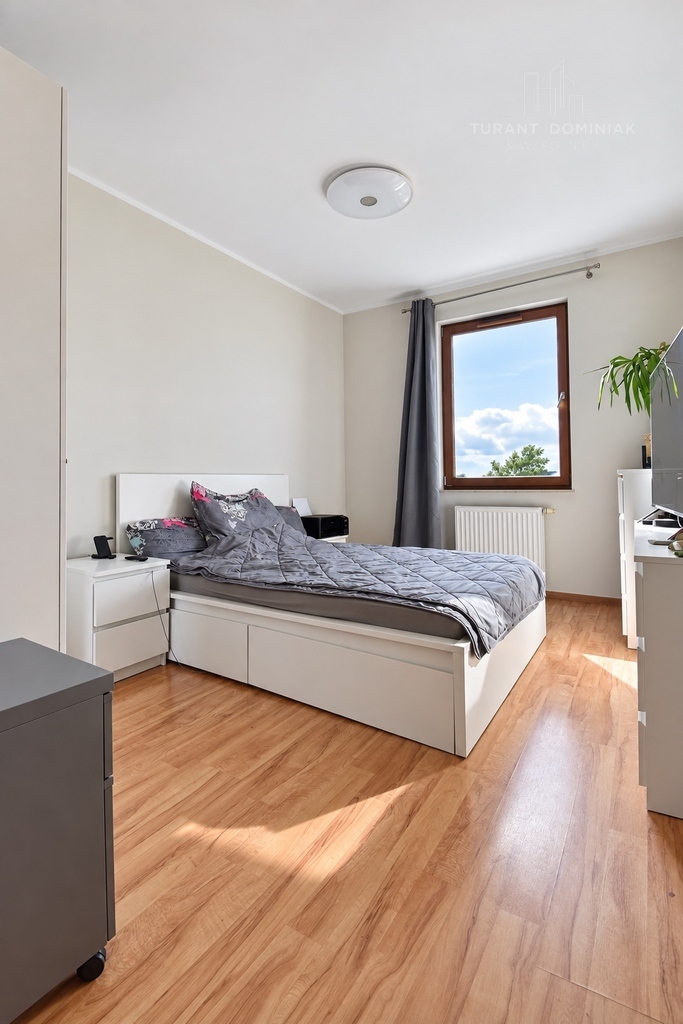 Umeblowany apartament z dużym balkonem (11)