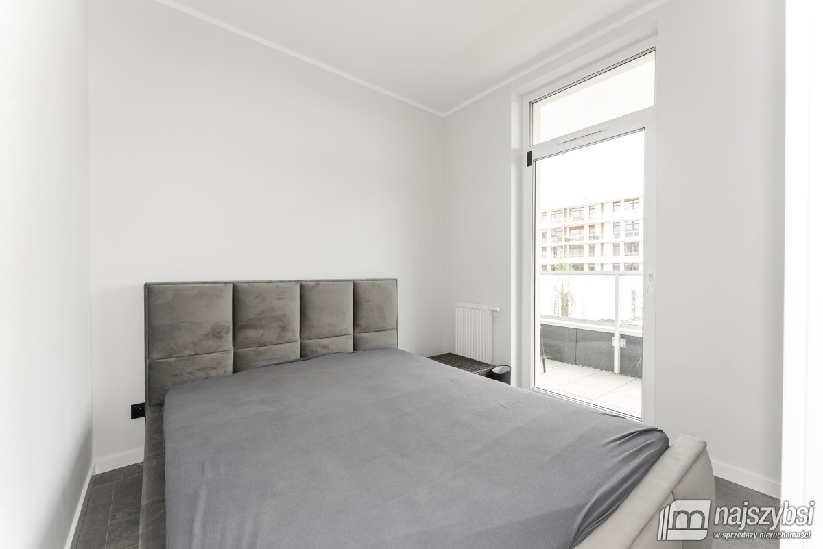 SIANOŻĘTY- przestronny apartament 100 m od morza (17)