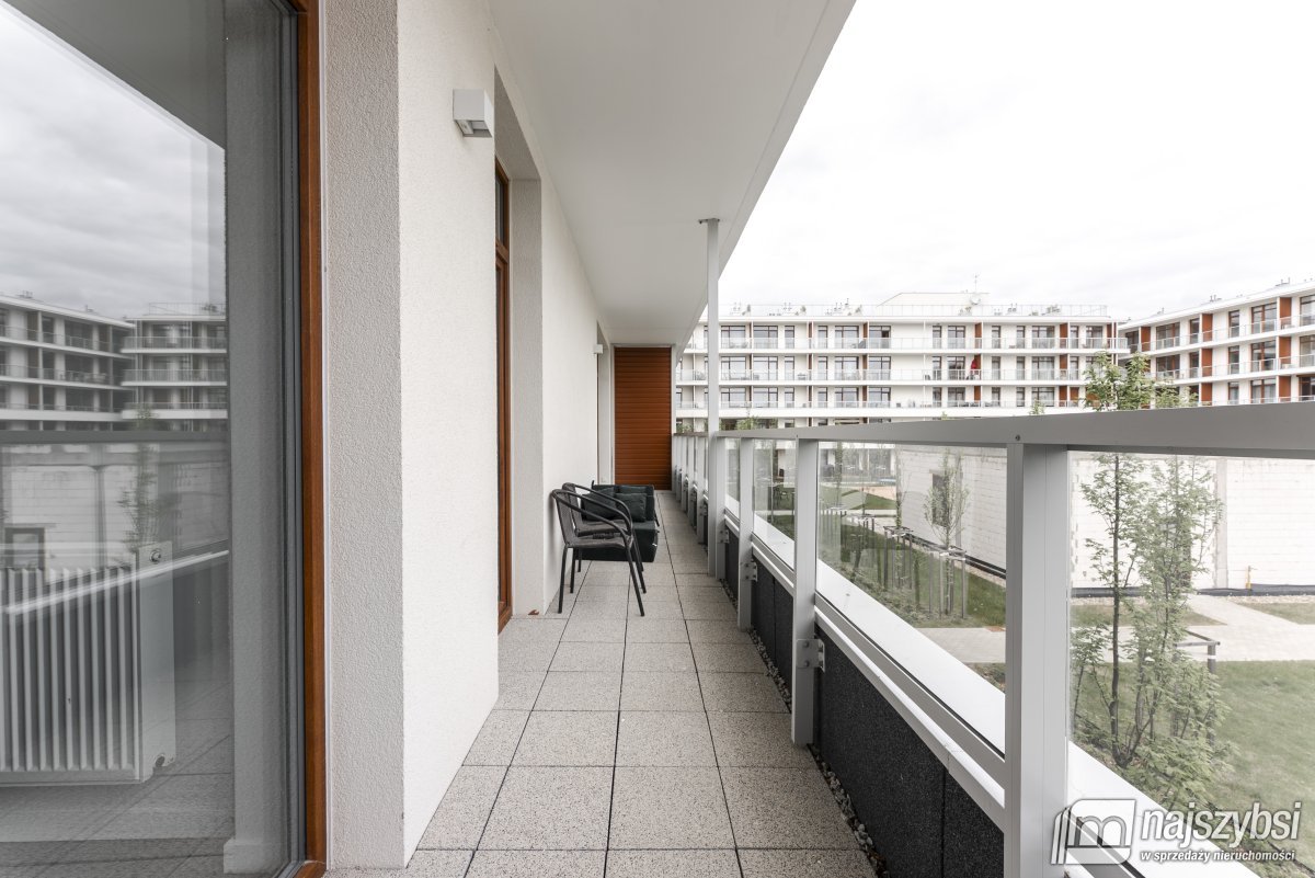 SIANOŻĘTY- przestronny apartament 100 m od morza (19)